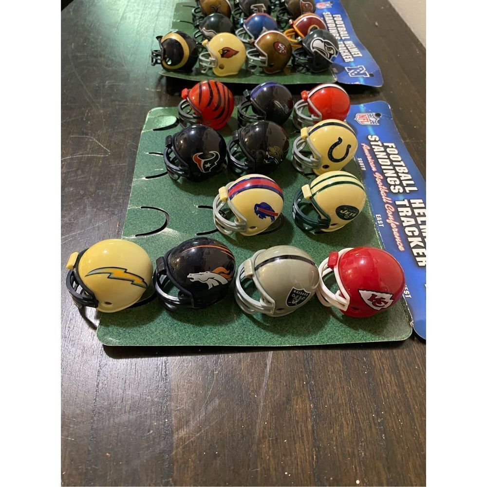 25 2011 NFL mini helmets - Picture 3 of 8